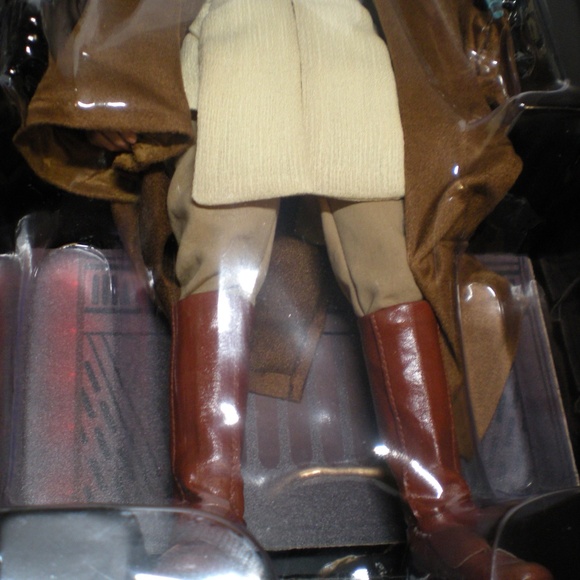 Star Wars MMS478 – Obi-Wan Kenobi Deluxe Version (1/6 Scale) with Baby Luke Skyw - Picture 11 of 14